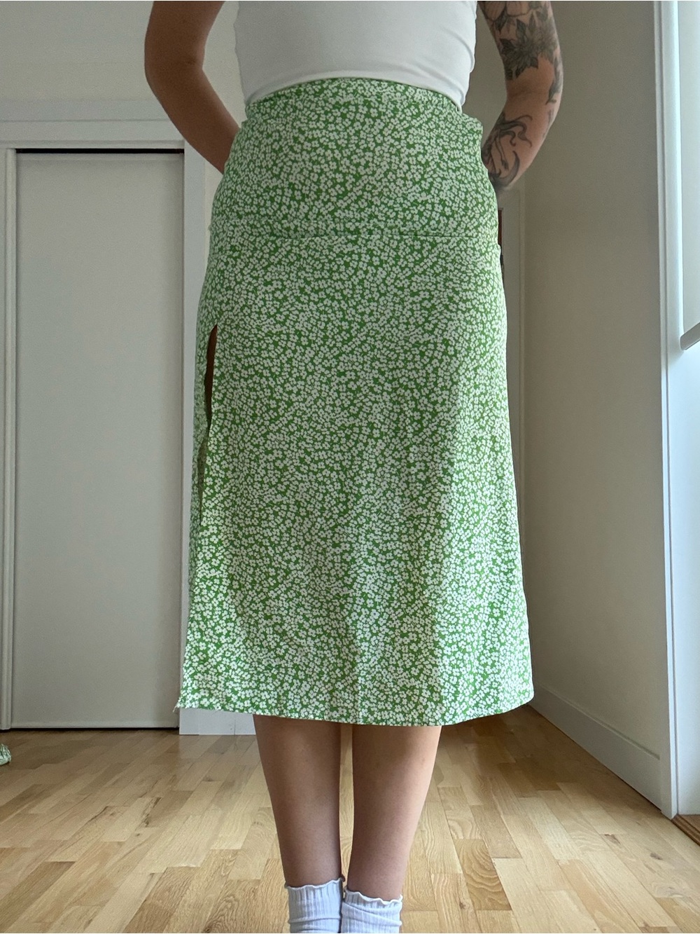 Green Floral Midi Skirt - Picture 4 of 5